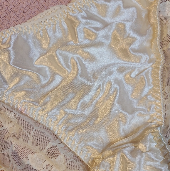 Rare 🤍 Vtg Christian Dior Second Skin & Lace Brief Panty Size M - Picture 2 of 8